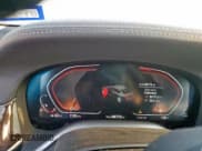 ✅ 2022 BMW 7 Series 740i • VIN: WBA7T2C00NCH32633 • Лот: 80549445. Опубликован ранее на Copart с пробегом 84 773 миль. Бесплатный доступ к архиву аукционных продаж из США и подробный отчёт об истории автомобиля на DreamBid. Изображение 9.