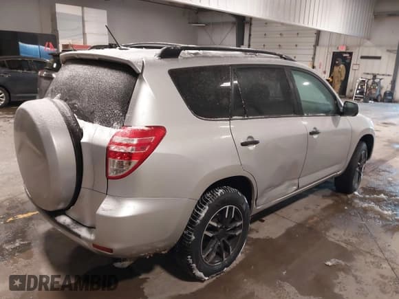 ✅ 2010 Toyota RAV4 • VIN: 2T3ZF4DV4AW050500 • Лот: 43845435. Опубликован ранее на IAAI с пробегом 195 765 миль. Бесплатный доступ к архиву аукционных продаж из США и подробный отчёт об истории автомобиля на DreamBid. Изображение 4.