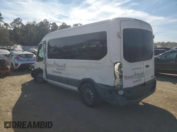 ✅ 2017 Ford Transit XL • VIN: 1FDZX2CM3HKA11793 • Lot: 75661334. Wystawiony na Copart z przebiegiem 96 112 mil. Bezpłatny archiwum sprzedaży aukcyjnych z USA i szczegółowy raport historii pojazdu na DreamBid. Zdjęcie 2.