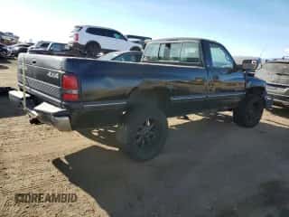 1996 Dodge 1500 с VIN 1B7HF16Z9TJ184415, выставлен на аукционе Copart как лот 87069024 с пробегом 163 875 миль миль и Списание • Salvage title. История ставок и продаж доступна на DreamBid. Изображение 3.