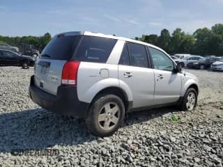 ✅ 2004 Saturn VUE V6 • VIN: 5GZCZ63464S858361 • Lot: 56803335. Wystawiony na Copart z przebiegiem 207 027 mil. Bezpłatny archiwum sprzedaży aukcyjnych z USA i szczegółowy raport historii pojazdu na DreamBid. Zdjęcie 3.