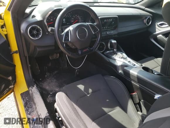 ✅ 2018 Chevrolet Camaro 1SS • VIN: 1G1FF1R72J0141239 • Лот: 53430695. Опубликован ранее на Copart с пробегом 81 712 миль. Бесплатный доступ к архиву аукционных продаж из США и подробный отчёт об истории автомобиля на DreamBid. Изображение 8.