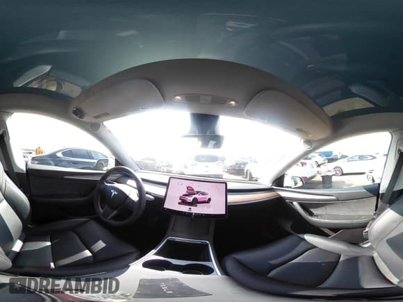 ✅ 2024 Tesla Model Y • VIN: 7SAYGDED5RF111095 • Lot: 43529040. Wystawiony na IAAI z przebiegiem 46 045 mil. Bezpłatny archiwum sprzedaży aukcyjnych z USA i szczegółowy raport historii pojazdu na DreamBid. Zdjęcie 23.