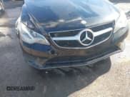 ✅ 2015 Mercedes-Benz E 400 • VIN: WDDKJ6HB5FF305519 • Lot: 43696240. Wystawiony na IAAI z przebiegiem Nie podano. Bezpłatny archiwum sprzedaży aukcyjnych z USA i szczegółowy raport historii pojazdu na DreamBid. Zdjęcie 6.