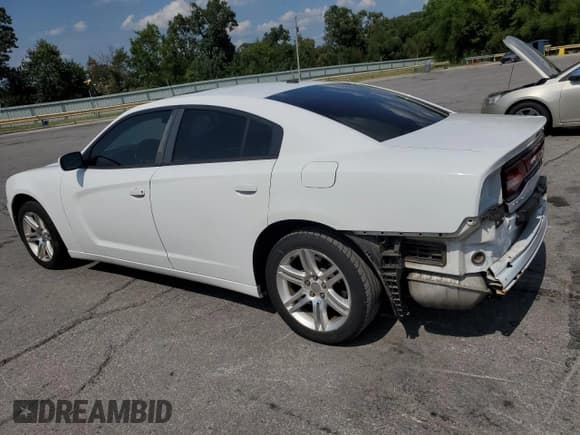 ✅ 2011 Dodge Charger Rallye • VIN: 2B3CL3CG9BH566270 • Lot: 68456455. Wystawiony na Copart z przebiegiem 176 417 mil. Bezpłatny archiwum sprzedaży aukcyjnych z USA i szczegółowy raport historii pojazdu na DreamBid. Zdjęcie 2.