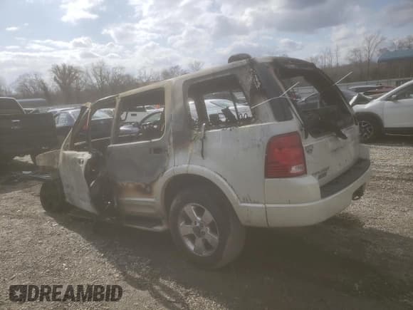 ✅ 2003 Ford Explorer • VIN: 1FMZU65K93ZA11826 • Lot: 47536885. Wystawiony na Copart z przebiegiem Nie podano. Bezpłatny archiwum sprzedaży aukcyjnych z USA i szczegółowy raport historii pojazdu na DreamBid. Zdjęcie 2.