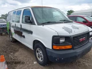✅ 2006 GMC Savana Cargo • VIN: 1GTFG15X861200743 • Lot: 42367862. Wystawiony na IAAI z przebiegiem 151 598 mil. Bezpłatny archiwum sprzedaży aukcyjnych z USA i szczegółowy raport historii pojazdu na DreamBid. Zdjęcie 1.