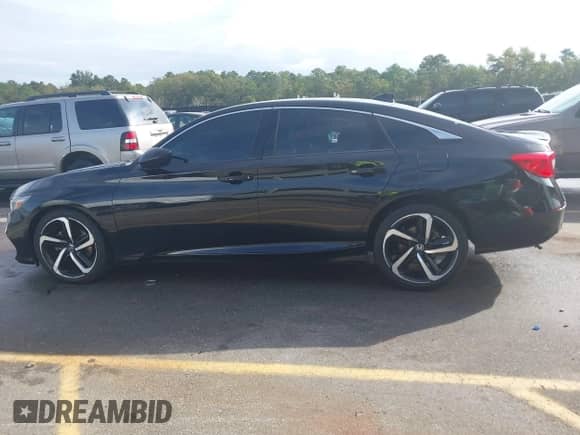 2018 Honda Accord Sport с VIN 1HGCV1F37JA232470, выставлен на аукционе IAAI как лот 43396977 с пробегом 184 370 миль миль и . История ставок и продаж доступна на DreamBid. Изображение 14.