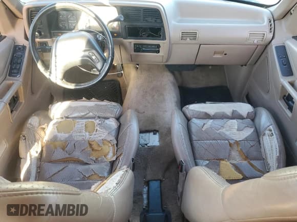 ✅ 1994 Ford Explorer Eddie Bauer • VIN: 1FMDU32X1RUC49815 • Lot: 45758705. Listed on Copart with 183,233 mi. Free auction sales archive from the USA and detailed vehicle history report at DreamBid. Image 8.