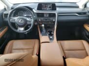 ✅ 2021 Lexus RX 350 • VIN: 2T2HZMDA2MC281065 • Лот: 82333135. Опубликован ранее на Copart с пробегом 61 718 миль. Бесплатный доступ к архиву аукционных продаж из США и подробный отчёт об истории автомобиля на DreamBid. Изображение 8.