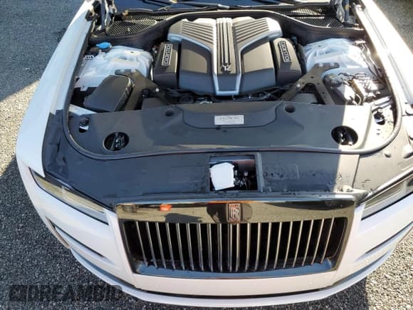 ✅ 2023 Rolls-Royce Ghost Black Badge • VIN: SCATD6C00PU220233 • Lot: 77344924. Wystawiony na Copart z przebiegiem 4 438 mil. Bezpłatny archiwum sprzedaży aukcyjnych z USA i szczegółowy raport historii pojazdu na DreamBid. Zdjęcie 11.