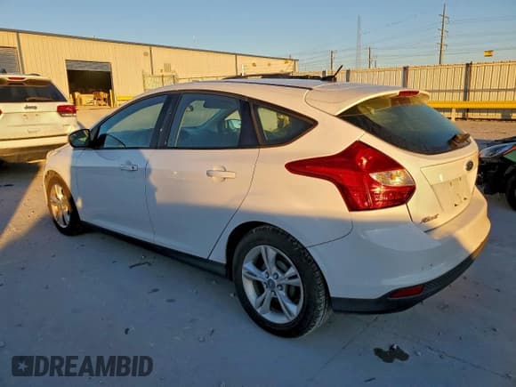 ✅ 2013 Ford Focus SE • VIN: 1FADP3K29DL104753 • Lot: 94270925. Wystawiony na Copart z przebiegiem 165 719 mil. Bezpłatny archiwum sprzedaży aukcyjnych z USA i szczegółowy raport historii pojazdu na DreamBid. Zdjęcie 2.