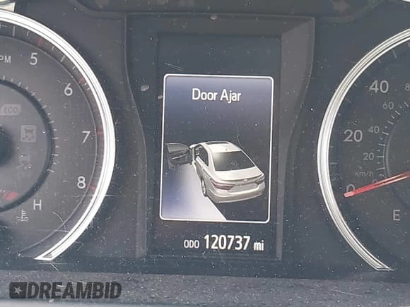 ✅ 2016 Toyota Camry LE • VIN: 4T1BF1FK5GU196473 • Lot: 43285878. Listed on IAAI with 120,737 mi. Free auction sales archive from the USA and detailed vehicle history report at DreamBid. Image 15.