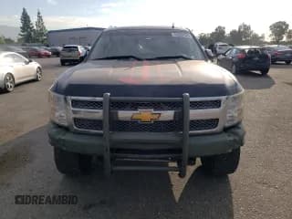 ✅ 2013 Chevrolet Silverado 1500 LT • VIN: 1GCRCSE03DZ107080 • Lot: 63039784. Listed on Copart with 282,364 mi. Free auction sales archive from the USA and detailed vehicle history report at DreamBid. Image 5.