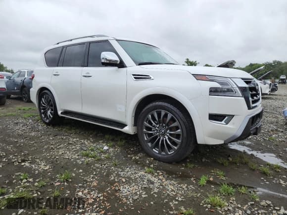 ✅ 2023 Nissan Armada Platinum • VIN: JN8AY2DB7P9833633 • Lot: 66577375. Wystawiony na Copart z przebiegiem 14 127 mil. Bezpłatny archiwum sprzedaży aukcyjnych z USA i szczegółowy raport historii pojazdu na DreamBid. Zdjęcie 4.