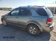 ✅ 2003 Kia Sorento LX • VIN: KNDJC733235055552 • Lot: 56196055. Listed on Copart with 109,995 mi. Free auction sales archive from the USA and detailed vehicle history report at DreamBid. Image 2.