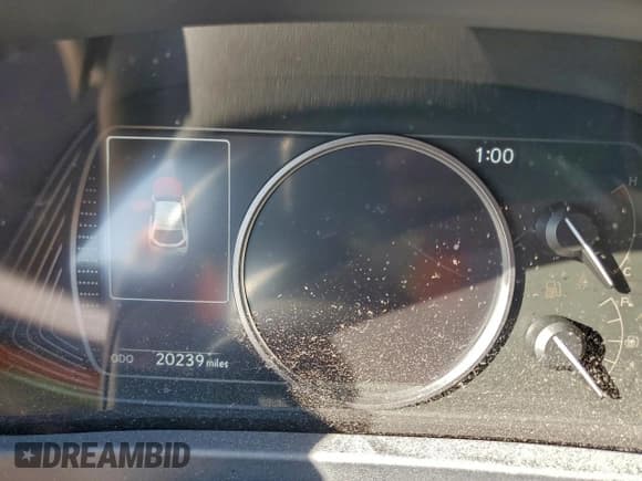 ✅ 2022 Lexus UX 200 • VIN: JTHX3JBH0N2047232 • Лот: 96306135. Опубликован ранее на Copart с пробегом 20 239 миль. Бесплатный доступ к архиву аукционных продаж из США и подробный отчёт об истории автомобиля на DreamBid. Изображение 9.