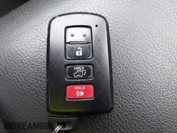 ✅ 2016 Toyota RAV4 SE • VIN: JTMJFREV0GJ078214 • Лот: 43563855. Опубликован ранее на IAAI с пробегом 105 983 миль. Бесплатный доступ к архиву аукционных продаж из США и подробный отчёт об истории автомобиля на DreamBid. Изображение 11.