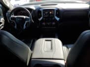 ✅ 2020 Chevrolet Silverado 1500 LT Trail Boss • VIN: 3GCPYFEL3LG364362 • Lot: 39924343. Wystawiony na Copart z przebiegiem 113 143 mil. Bezpłatny archiwum sprzedaży aukcyjnych z USA i szczegółowy raport historii pojazdu na DreamBid. Zdjęcie 8.