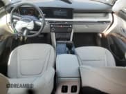 ✅ 2025 Hyundai Tucson Limited • VIN: 5NMJECDE9SH457518 • Лот: 69124005. Опубликован ранее на Copart с пробегом 5 829 миль. Бесплатный доступ к архиву аукционных продаж из США и подробный отчёт об истории автомобиля на DreamBid. Изображение 8.