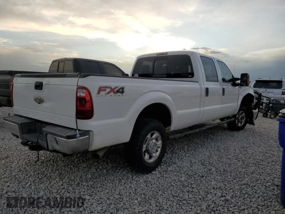 ✅ 2015 Ford F-250 XL • VIN: 1FT7W2B69FEC58572 • Лот: 93955045. Опубликован ранее на Copart с пробегом 169 227 миль. Бесплатный доступ к архиву аукционных продаж из США и подробный отчёт об истории автомобиля на DreamBid. Изображение 3.