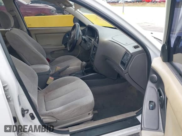 ✅ 2006 Hyundai Elantra GLS • VIN: KMHDN46D46U298280 • Lot: 41607206. Wystawiony na IAAI z przebiegiem 196 660 mil. Bezpłatny archiwum sprzedaży aukcyjnych z USA i szczegółowy raport historii pojazdu na DreamBid. Zdjęcie 5.