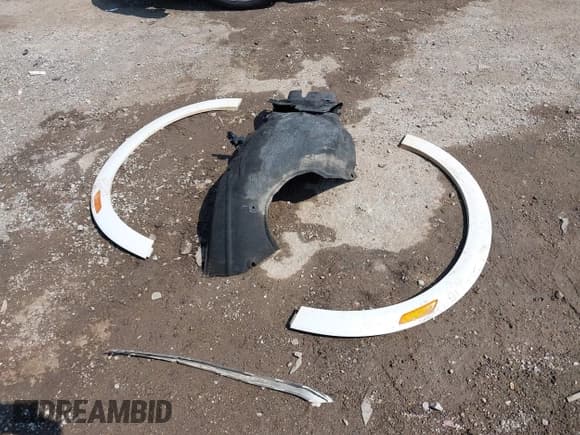 ✅ 2023 Buick Encore GX Select • VIN: KL4MMDS26PB087049 • Lot: 42884681. Wystawiony na IAAI z przebiegiem 52 230 mil. Bezpłatny archiwum sprzedaży aukcyjnych z USA i szczegółowy raport historii pojazdu na DreamBid. Zdjęcie 12.