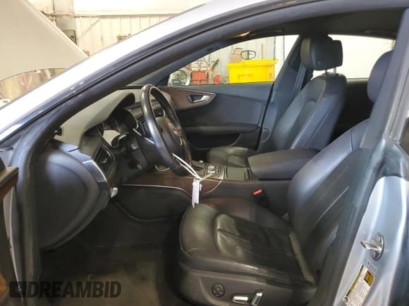 ✅ 2016 Audi A7 Premium Plus • VIN: WAUWGAFC0GN019722 • Lot: 89715215. Listed on Copart with 124,757 mi. Free auction sales archive from the USA and detailed vehicle history report at DreamBid. Image 7.