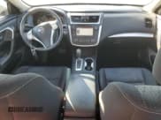 ✅ 2017 Nissan Altima SR • VIN: 1N4AL3AP0HN303406 • Lot: 92231145. Listed on Copart with 116,430 mi. Free auction sales archive from the USA and detailed vehicle history report at DreamBid. Image 8.