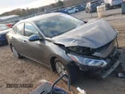 ✅ 2021 Nissan Sentra S • VIN: 3N1AB8BV2MY284946 • Lot: 43718757. Wystawiony na IAAI z przebiegiem 66 773 mil. Bezpłatny archiwum sprzedaży aukcyjnych z USA i szczegółowy raport historii pojazdu na DreamBid. Zdjęcie 1.