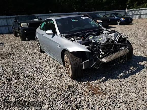 ✅ 2011 BMW M3 • VIN: WBSKG9C53BE797102 • Лот: 68184415. Опубликован ранее на Copart с пробегом Не указан. Бесплатный доступ к архиву аукционных продаж из США и подробный отчёт об истории автомобиля на DreamBid. Изображение 14.