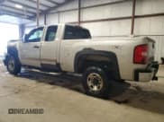 ✅ 2007 Chevrolet Silverado 2500HD 2LT • VIN: 1GCHK29657E523365 • Лот: 85137384. Опубликован ранее на Copart с пробегом 223 178 миль. Бесплатный доступ к архиву аукционных продаж из США и подробный отчёт об истории автомобиля на DreamBid. Изображение 2.