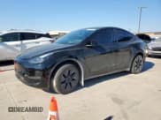 ✅ 2024 Tesla Model Y Long Range • VIN: 7SAYGDEE1RA302874 • Лот: 82352675. Опубликован ранее на Copart с пробегом 33 146 миль. Бесплатный доступ к архиву аукционных продаж из США и подробный отчёт об истории автомобиля на DreamBid. Изображение 1.
