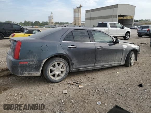 ✅ 2008 Cadillac STS RWD • VIN: 1G6DC67A180123640 • Lot: 71204034. Wystawiony na Copart z przebiegiem Nie podano. Bezpłatny archiwum sprzedaży aukcyjnych z USA i szczegółowy raport historii pojazdu na DreamBid. Zdjęcie 3.