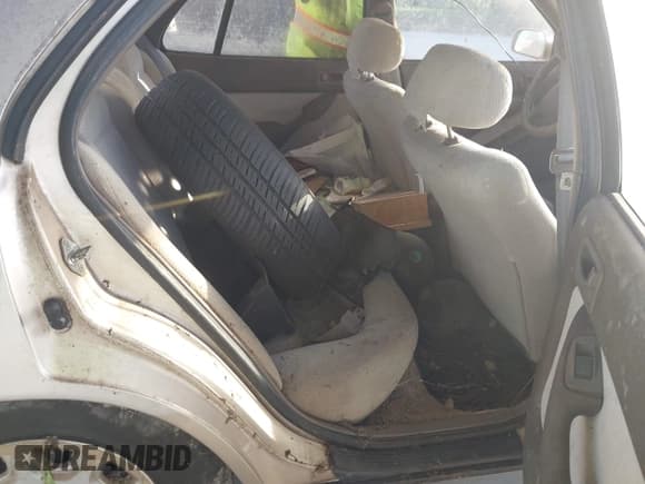 ✅ 1995 Toyota Camry LE • VIN: JT2SK12E7S0273689 • Лот: 43799874. Опубликован ранее на IAAI с пробегом 154 750 миль. Бесплатный доступ к архиву аукционных продаж из США и подробный отчёт об истории автомобиля на DreamBid. Изображение 8.