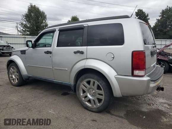✅ 2011 Dodge Nitro Heat • VIN: 1D4PT4GK9BW543757 • Lot: 89448765. Listed on Copart with 201,103 mi. Free auction sales archive from the USA and detailed vehicle history report at DreamBid. Image 2.
