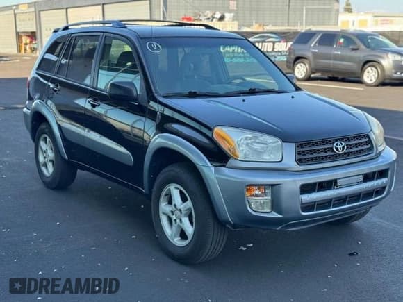 ✅ 2001 Toyota RAV4 • VIN: JTEHH20V010075765 • Лот: 84065375. Опубликован ранее на Copart с пробегом 118 931 миль. Бесплатный доступ к архиву аукционных продаж из США и подробный отчёт об истории автомобиля на DreamBid. Изображение 1.