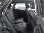 ✅ 2020 Audi Q5 Premium Plus • VIN: WA1BNAFY2L2033999 • Lot: 43717890. Wystawiony na IAAI z przebiegiem 32 960 mil. Bezpłatny archiwum sprzedaży aukcyjnych z USA i szczegółowy raport historii pojazdu na DreamBid. Zdjęcie 8.