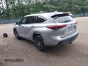 ✅ 2020 Toyota Highlander Hybrid LE • VIN: 5TDBBRCH9LS505383 • Лот: 42413260. Опубликован ранее на IAAI с пробегом 137 526 миль. Бесплатный доступ к архиву аукционных продаж из США и подробный отчёт об истории автомобиля на DreamBid. Изображение 3.
