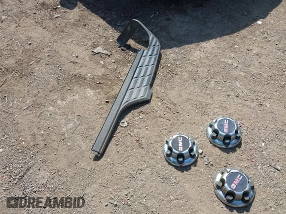 ✅ 2012 GMC Sierra 1500 Work Truck • VIN: 1GTR1TEXXCZ111358 • Лот: 42048884. Опубликован ранее на IAAI с пробегом 165 249 миль. Бесплатный доступ к архиву аукционных продаж из США и подробный отчёт об истории автомобиля на DreamBid. Изображение 12.