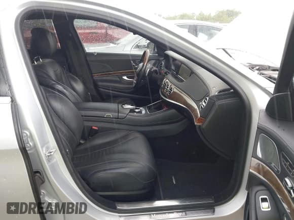 ✅ 2015 Mercedes-Benz S 550 • VIN: WDDUG8CB0FA203021 • Лот: 42379327. Опубликован ранее на IAAI с пробегом 56 867 миль. Бесплатный доступ к архиву аукционных продаж из США и подробный отчёт об истории автомобиля на DreamBid. Изображение 5.