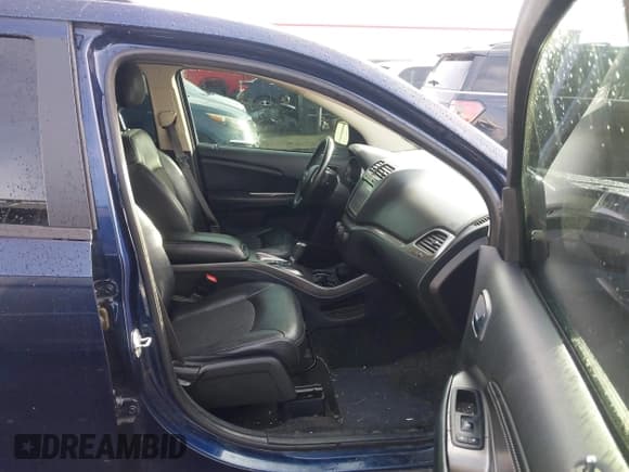 ✅ 2017 Dodge Journey Crossroad Plus • VIN: 3C4PDCGB2HT676783 • Lot: 43656468. Listed on IAAI with 138,552 mi. Free auction sales archive from the USA and detailed vehicle history report at DreamBid. Image 5.