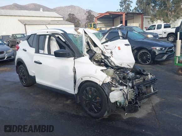 ✅ 2020 Nissan Kicks S • VIN: 3N1CP5BV8LL519158 • Лот: 41214539. Опубликован ранее на IAAI с пробегом Не указан. Бесплатный доступ к архиву аукционных продаж из США и подробный отчёт об истории автомобиля на DreamBid. Изображение 1.