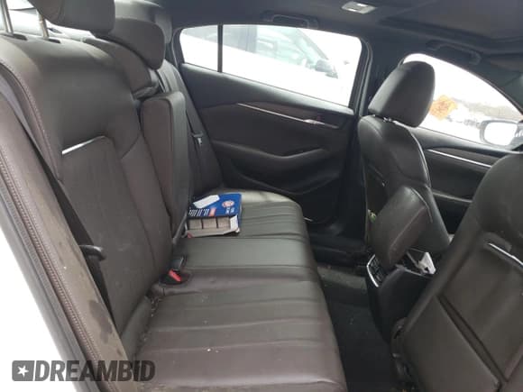 ✅ 2018 Mazda 6 Signature • VIN: JM1GL1XY5J1307215 • Лот: 52637275. Опубликован ранее на Copart с пробегом Не указан. Бесплатный доступ к архиву аукционных продаж из США и подробный отчёт об истории автомобиля на DreamBid. Изображение 10.