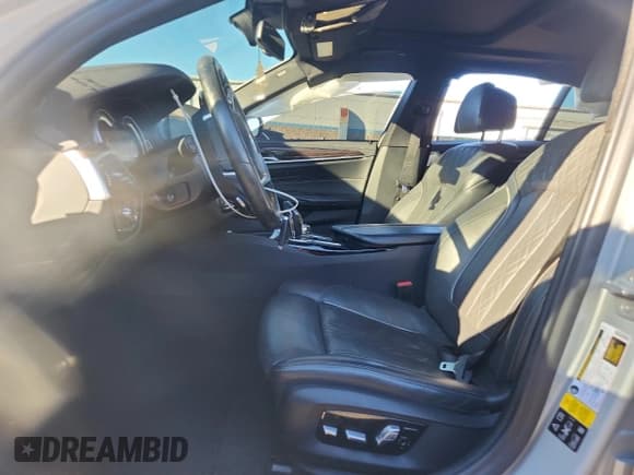 ✅ 2017 BMW 5 Series 540i xDrive • VIN: WBAJE7C36HG890606 • Lot: 92363905. Listed on Copart with 40,809 mi. Free auction sales archive from the USA and detailed vehicle history report at DreamBid. Image 7.