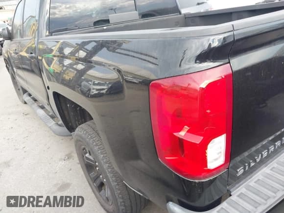 ✅ 2017 Chevrolet Silverado 1500 LTZ • VIN: 3GCUKSECXHG124794 • Лот: 43616172. Опубликован ранее на IAAI с пробегом Не указан. Бесплатный доступ к архиву аукционных продаж из США и подробный отчёт об истории автомобиля на DreamBid. Изображение 3.