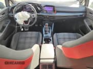 ✅ 2023 Volkswagen Golf GTI SE • VIN: WVWSA7CDXPW141503 • Лот: 84706595. Опубликован ранее на Copart с пробегом 57 022 миль. Бесплатный доступ к архиву аукционных продаж из США и подробный отчёт об истории автомобиля на DreamBid. Изображение 8.