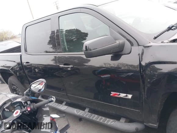 ✅ 2017 Chevrolet Silverado 1500 LTZ • VIN: 3GCUKSECXHG124794 • Лот: 43616172. Опубликован ранее на IAAI с пробегом Не указан. Бесплатный доступ к архиву аукционных продаж из США и подробный отчёт об истории автомобиля на DreamBid. Изображение 14.