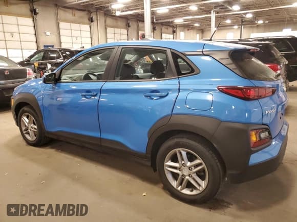 ✅ 2020 Hyundai Kona SE • VIN: KM8K12AA0LU580528 • Lot: 76456423. Wystawiony na Copart z przebiegiem 23 994 mil. Bezpłatny archiwum sprzedaży aukcyjnych z USA i szczegółowy raport historii pojazdu na DreamBid. Zdjęcie 2.