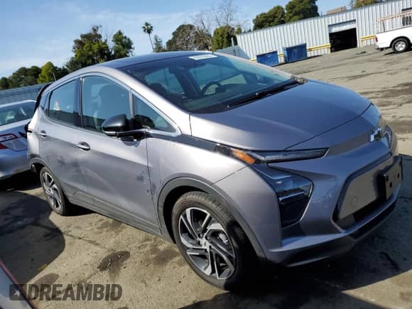 2023 Chevrolet Bolt EV 2LT z VIN 1G1FX6S0XP4185904, wystawiony jako Copart lot #43978484 z przebiegiem 1 873 mil mil oraz . Historia ofert i sprzedaży dostępna na DreamBid. Obrazek 4.